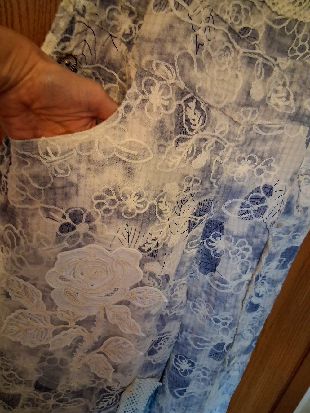 POL Blue and White Embroidered Wide-Leg Patchwork Overalls Sz S - Picture 9 of 16